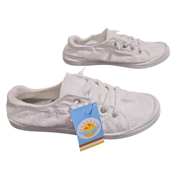 Beneker Size 7 Sneakers Womens White Canvas Low Top Round Toe Adjustable Pull-On - Picture 8 of 12